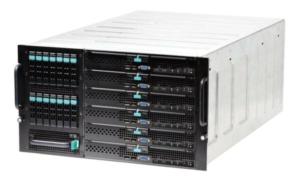 Chassis Server là một bộ phận trên hệ thống máy chủ với mục đích bảo vệ các phần cứng