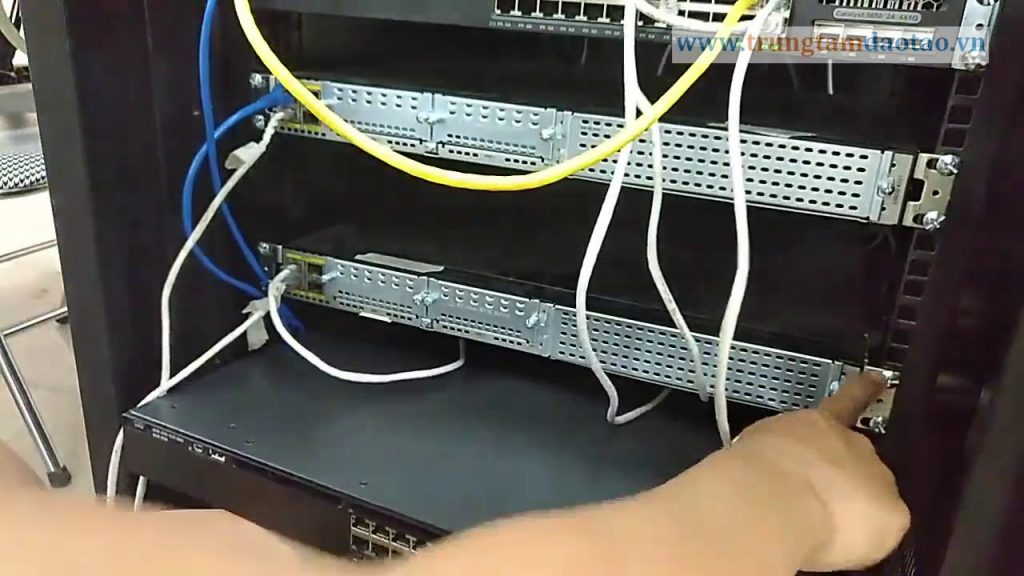 Chỗ đặt máy chủ server