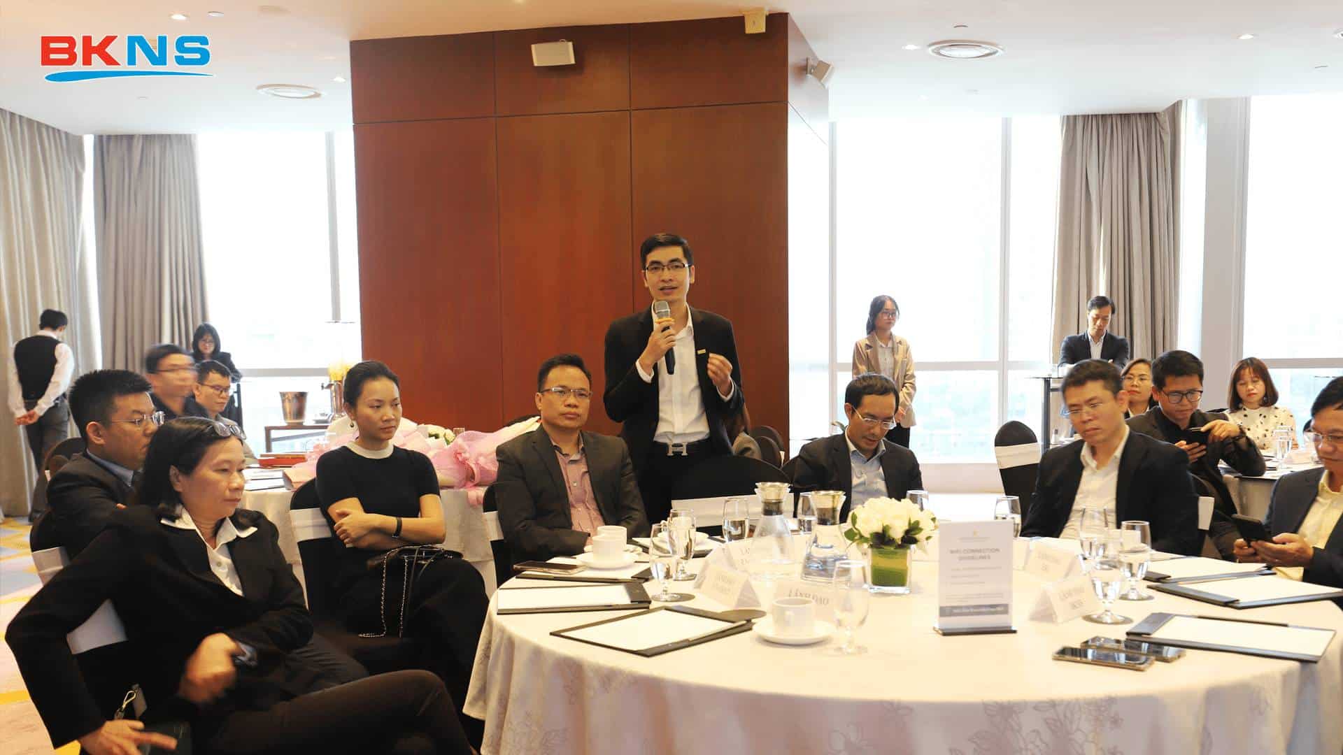 Hội nghị CEO Nhà Đăng Ký Tên Miền Quốc Gia .VN.